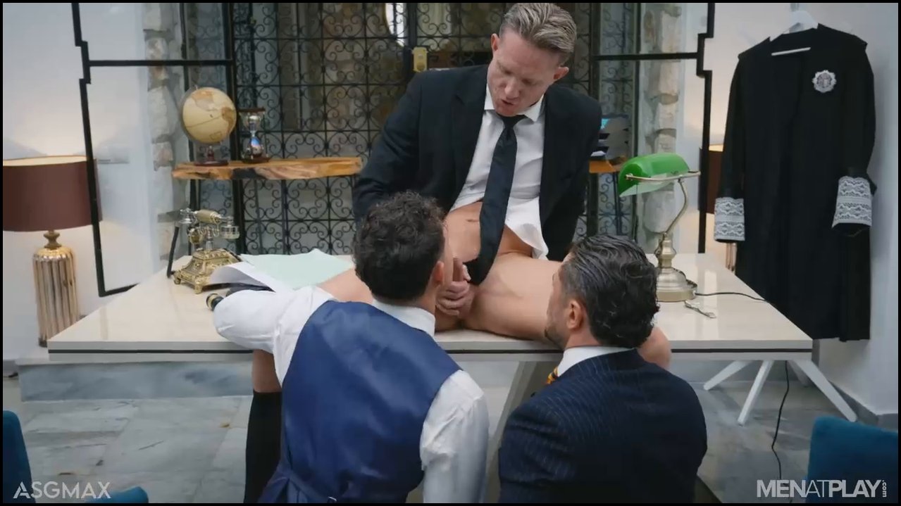 MenAtPlay – Capo Dei Capi; Pinched – Ryder Owens, Magnus Loki & Dato Foland
